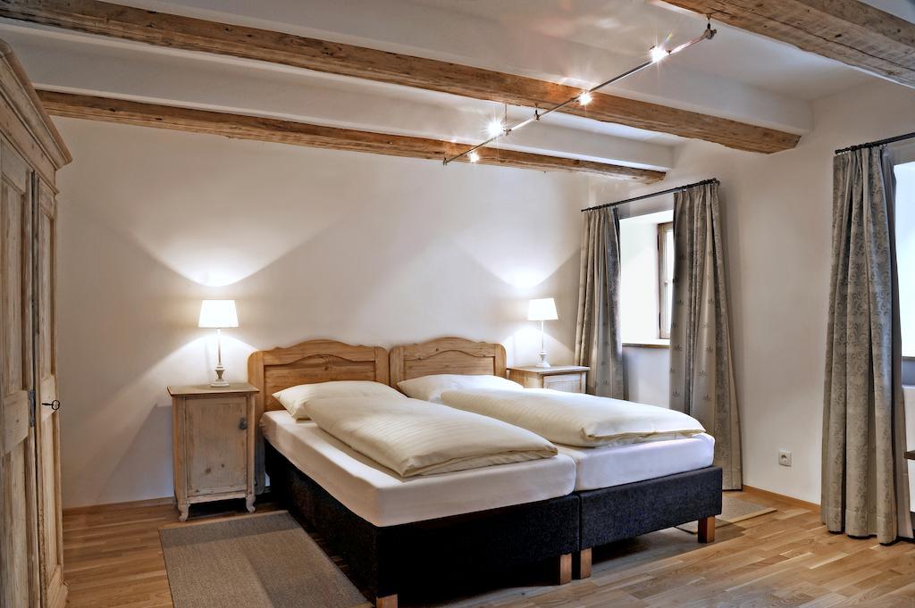 Apartment Nester Stumm Eksteriør billede